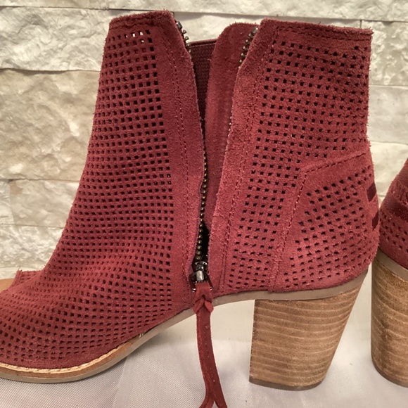 TOMS Majorca Peep Toe Ankle Bootie - Picture 8 of 12